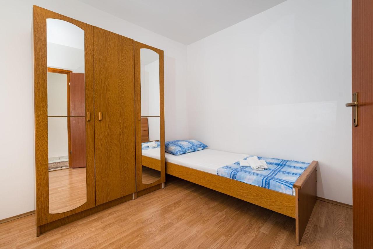 Nice Apartment Silvia Novalja Εξωτερικό φωτογραφία