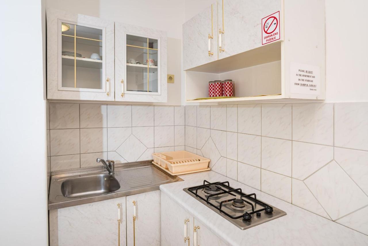 Nice Apartment Silvia Novalja Εξωτερικό φωτογραφία