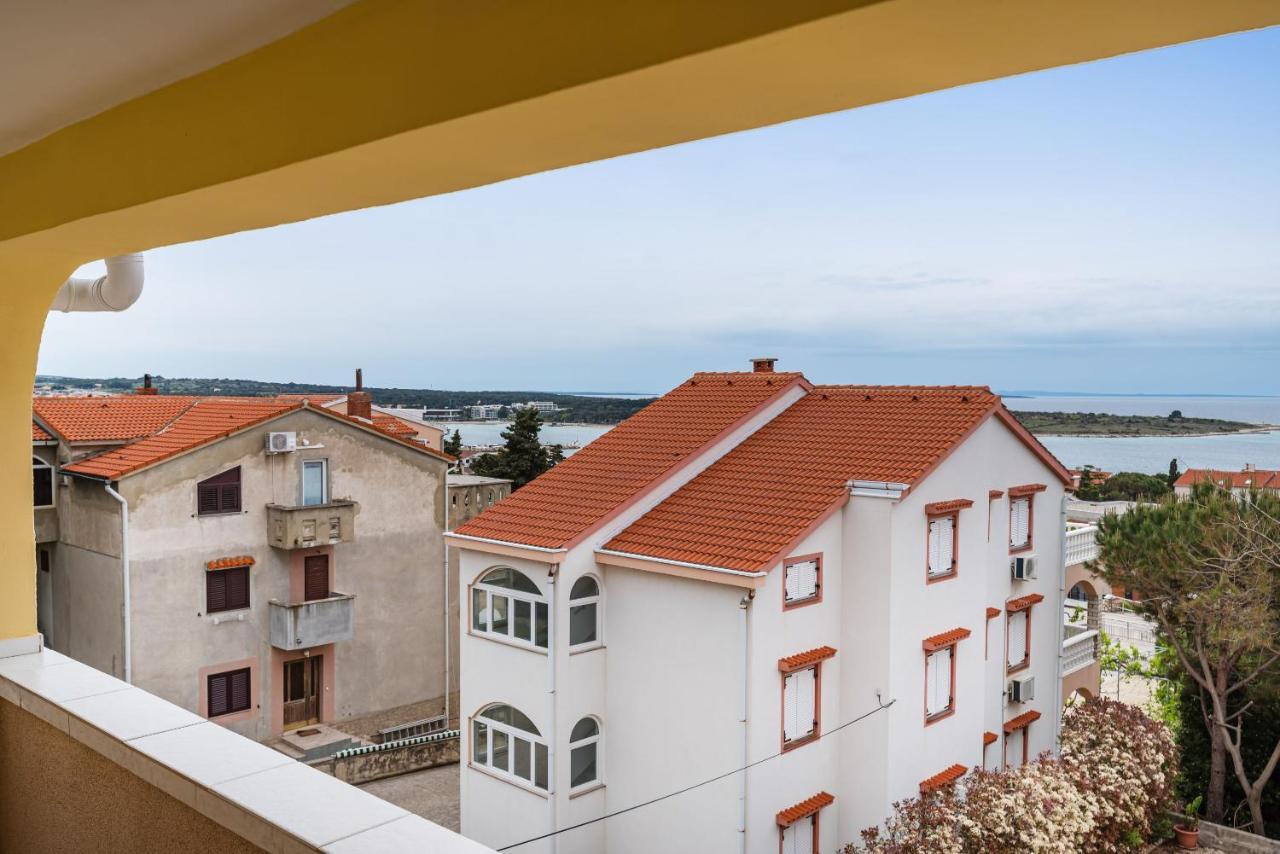 Nice Apartment Silvia Novalja Εξωτερικό φωτογραφία