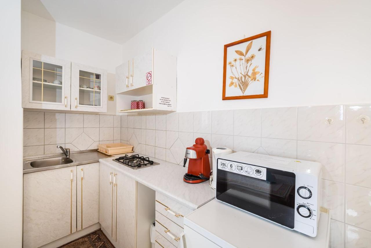 Nice Apartment Silvia Novalja Εξωτερικό φωτογραφία